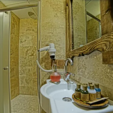 Alloggio in famiglia Risus Cave *