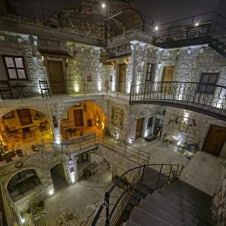 Risus Cave Γκόρεμε