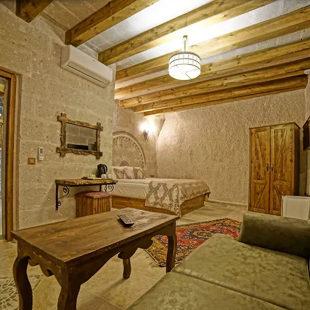 Risus Cave Alloggio in famiglia *