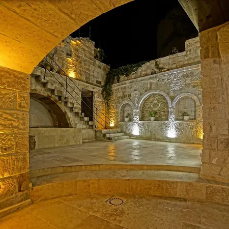 Проживание в семье Risus Cave Гореме