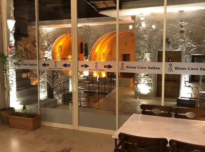 Risus Cave 格雷梅