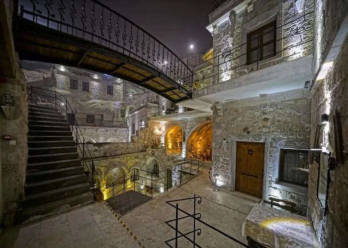 Risus Cave * 格雷梅