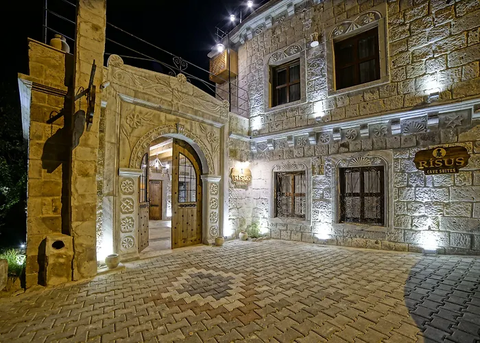 Risus Cave غوريمِيه