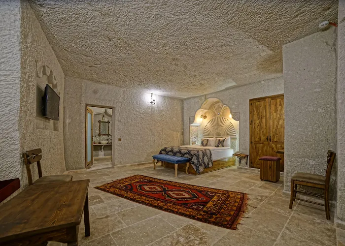 Risus Cave * غوريمِيه